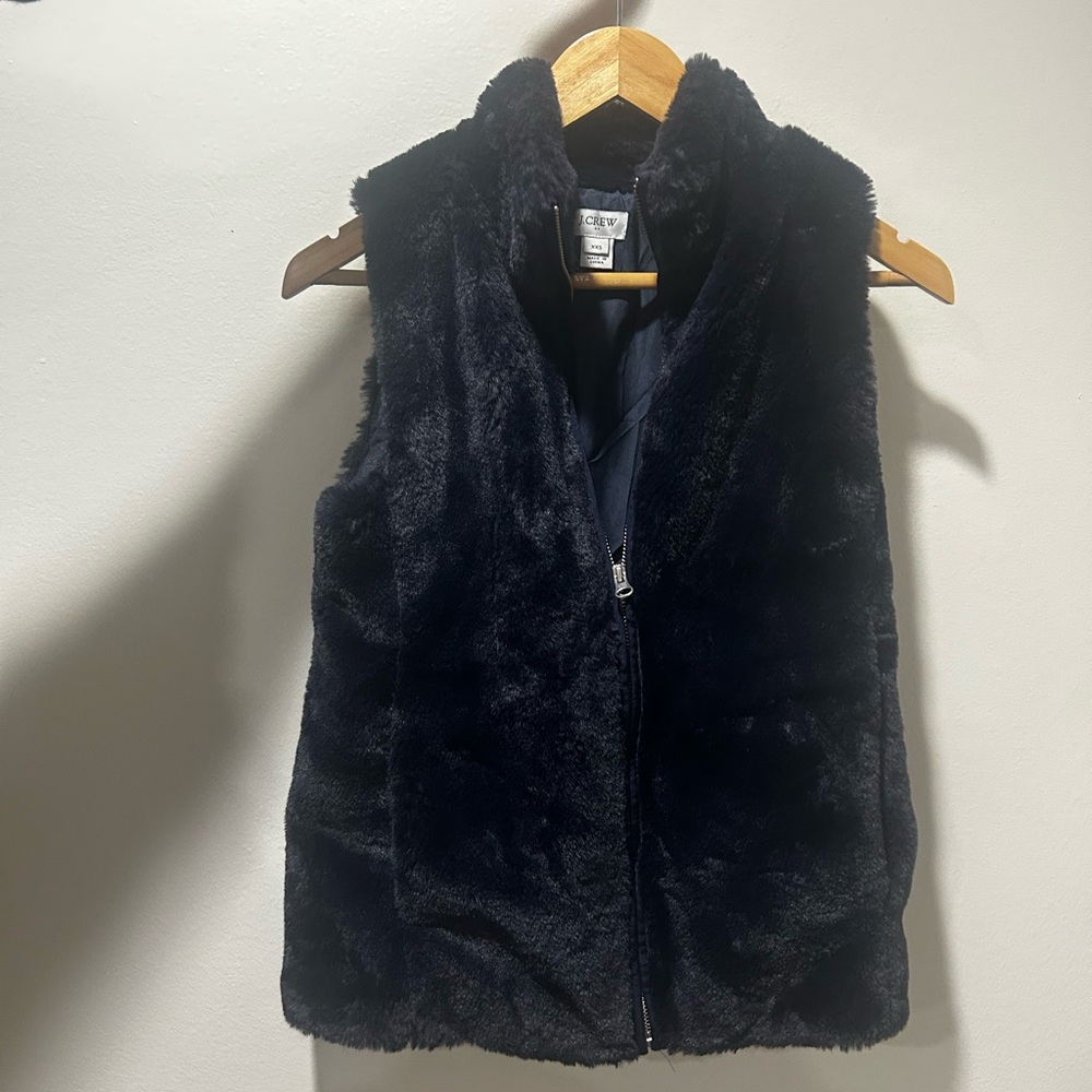 J. Crew foax fur vest with pockets. Size XXS. Excellent condition